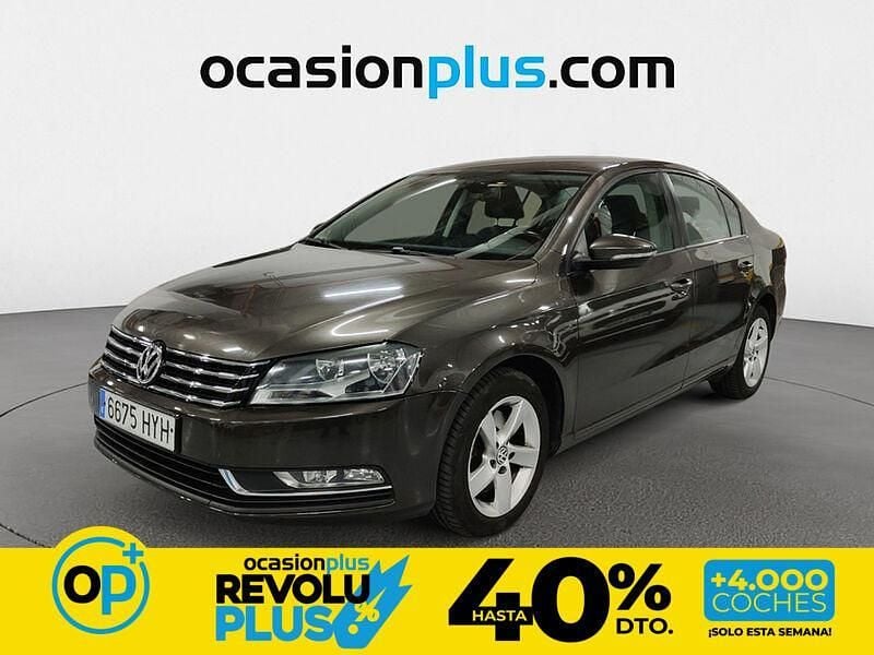 Usado VW Passat Edition 140 CV (102 kW) 2014 Marrón Berlina