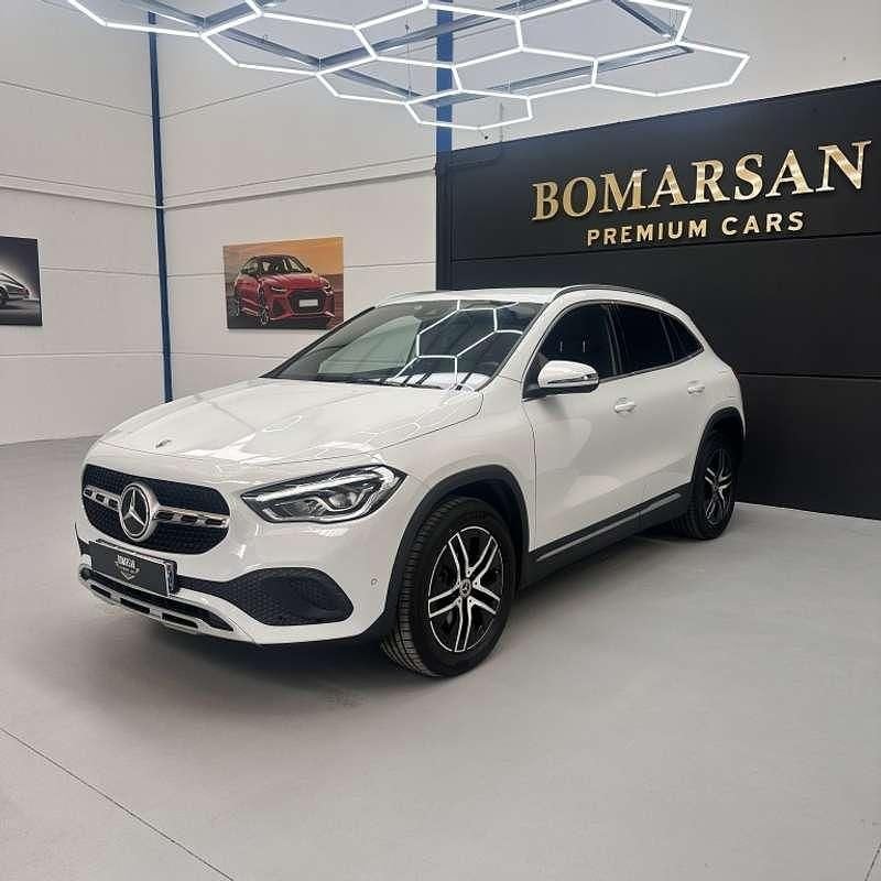 Usado Mercedes GLA250 218 CV (160 kW) 2022 Blanco SUV