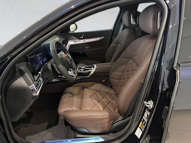 Nuevo BMW 750e 489 CV (359 kW) 2025 Negro Berlina