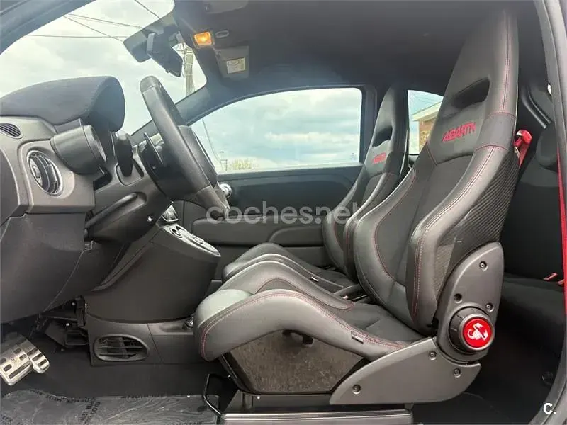Usado Abarth 595 Esseesse 180 CV (132 kW) 2021 Gris / plata Berlina