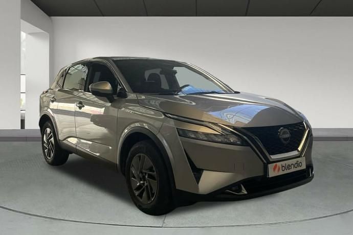 Usado Nissan Qashqai Acenta 141 CV (103 kW) 2023 Plateado SUV