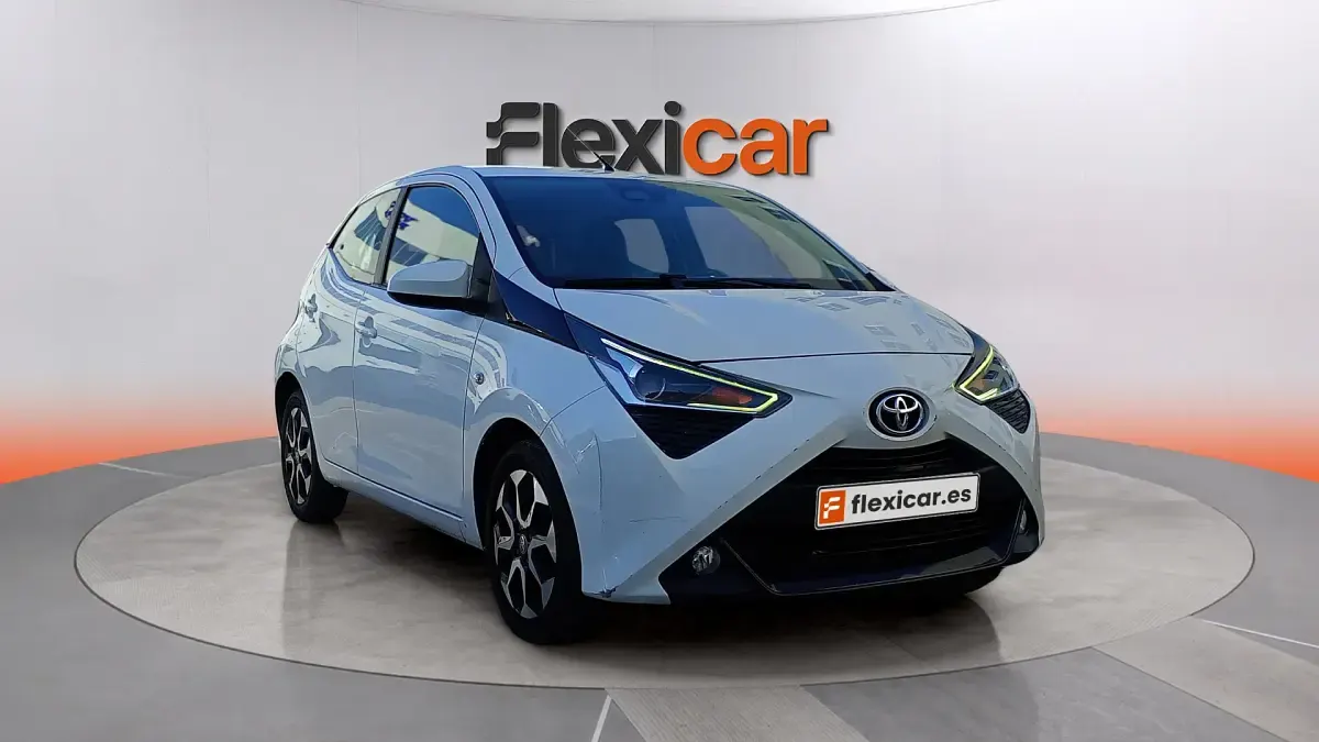Usado Toyota Aygo X-cite 72 CV (52 kW) 2019 Utilitario