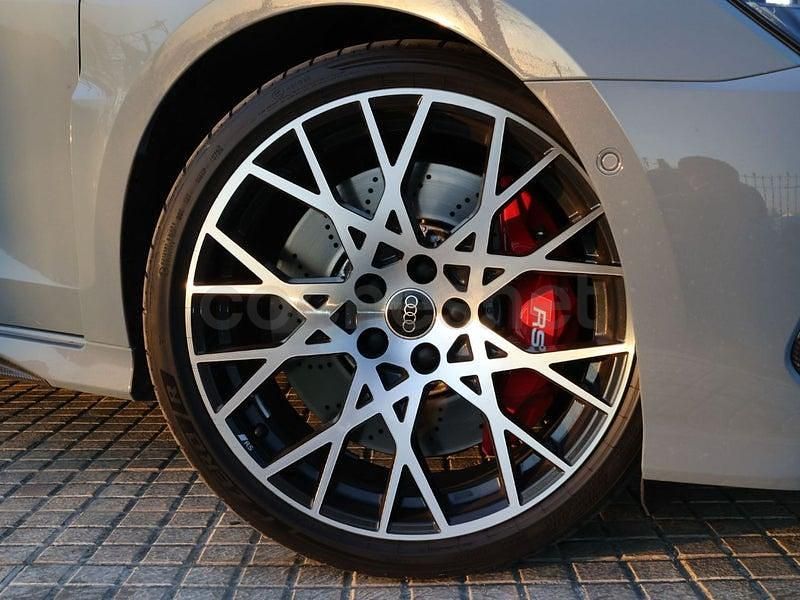 Usado Audi RS3 400 CV (294 kW) 2025 Gris / plata Berlina