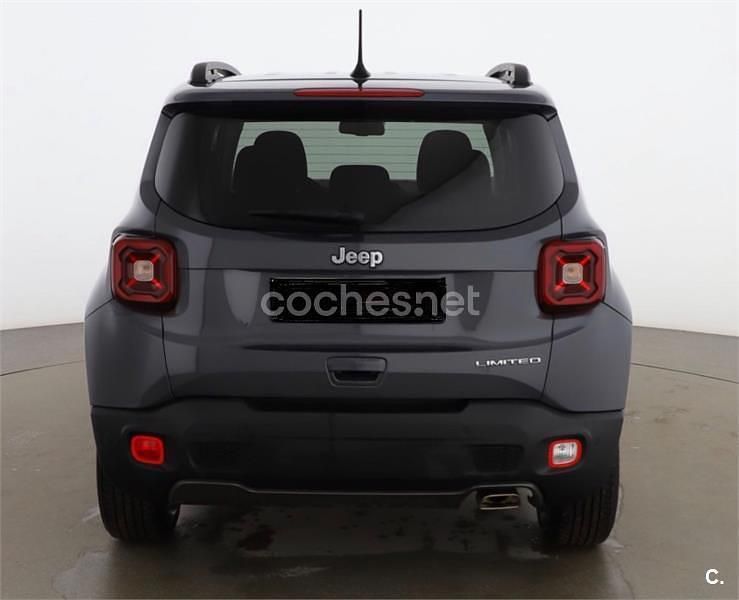 Usado Jeep Renegade Limited 120 CV (88 kW) 2021 Gris / plata SUV