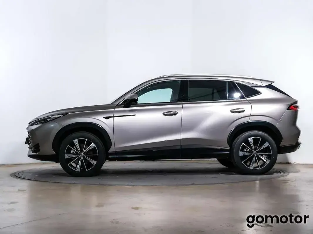 Usado MG HS Comfort 170 CV (125 kW) 2024 Gris SUV