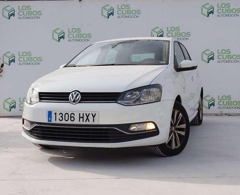 Blanco Usado 2014 VW Polo Utilitario | 8490 € (Precio justo) - Imagen 1/4