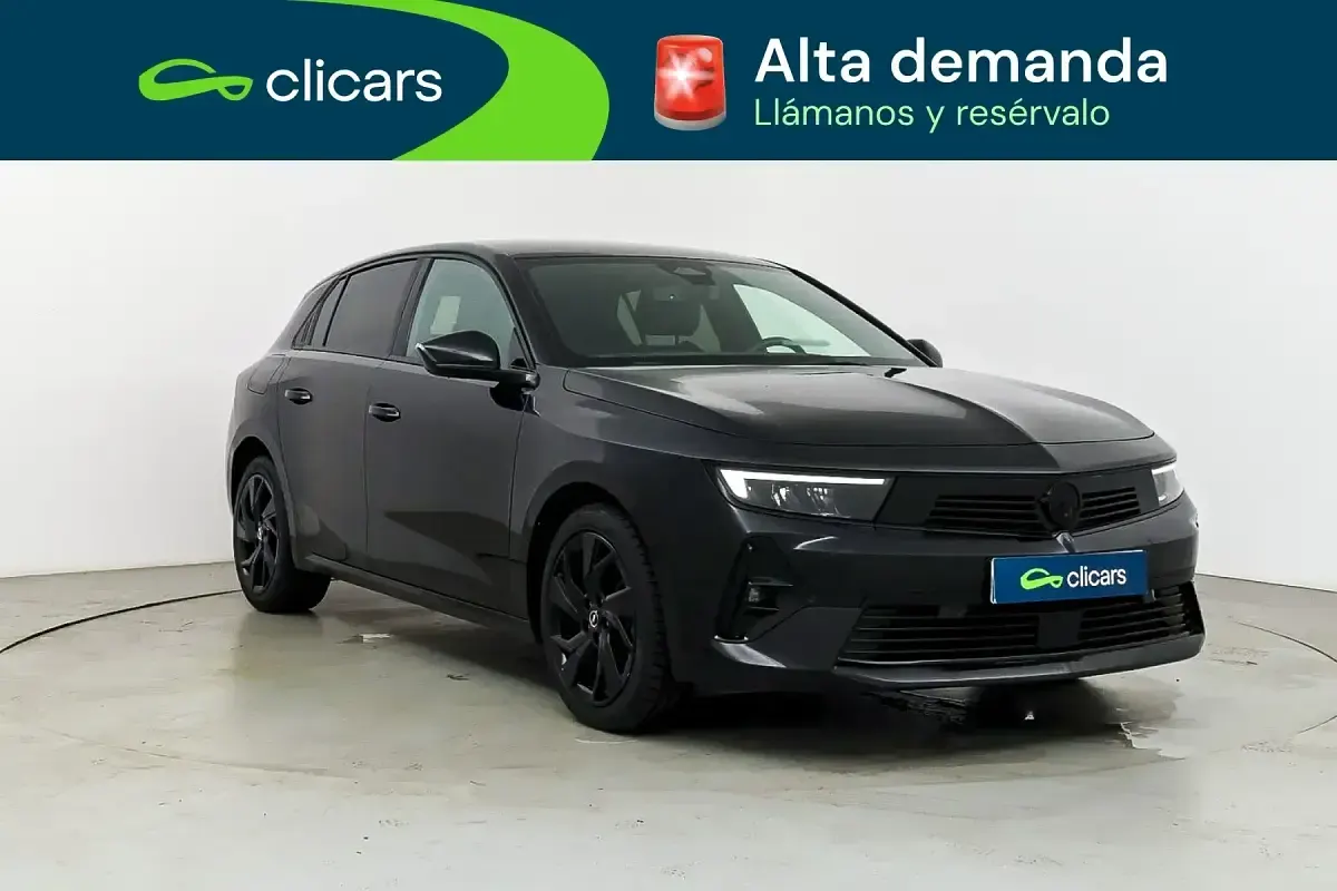 Usado Opel Astra S 130 CV (95 kW) 2023 Negro Utilitario