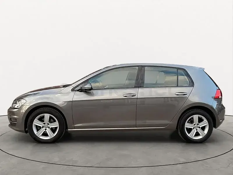 Usado VW Golf VII Advance 105 CV (77 kW) 2014 Beige Berlina