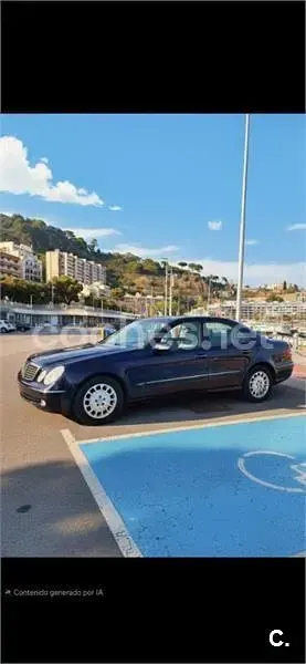 Usado Mercedes E240 Classic 177 CV (130 kW) 2003 Azul Berlina