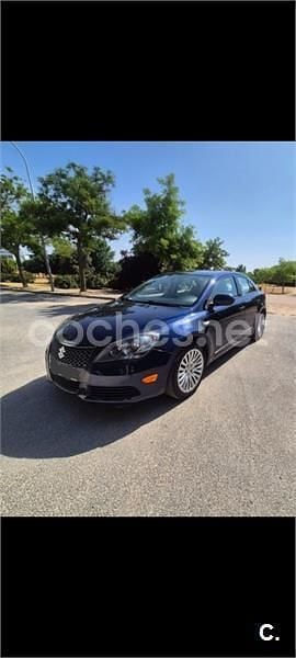Azul Usado 2012 Suzuki Kizashi Sport Berlina | 9500 € - Imagen 1/4