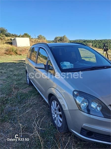 Używany Opel Zafira Cosmo 120 KM (88 kW) 2006 Szary Minivan