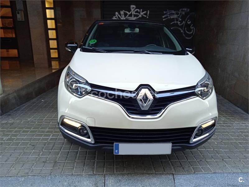 Beige Usado 2017 Renault Captur Zen SUV | 10.900 € (Precio justo) - Imagen 1/4