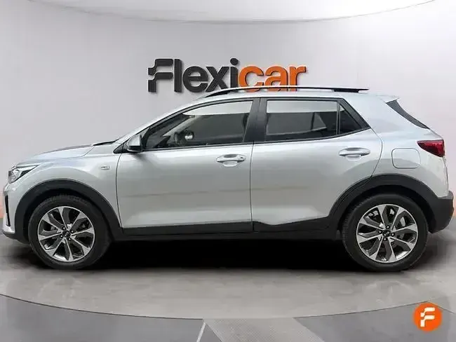 Usado Kia Stonic 100 CV (73 kW) 2019 Gris SUV