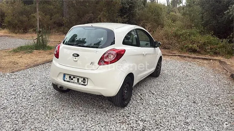 Usado Ford Ka Titanium 75 CV (55 kW) 2009 Blanco Utilitario
