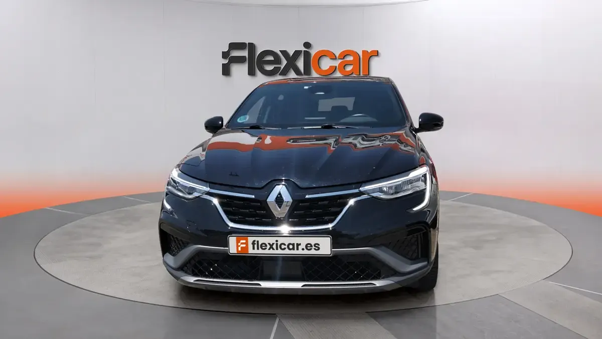 Usado Renault Arkana RS Line 140 CV (102 kW) 2022 Negro SUV