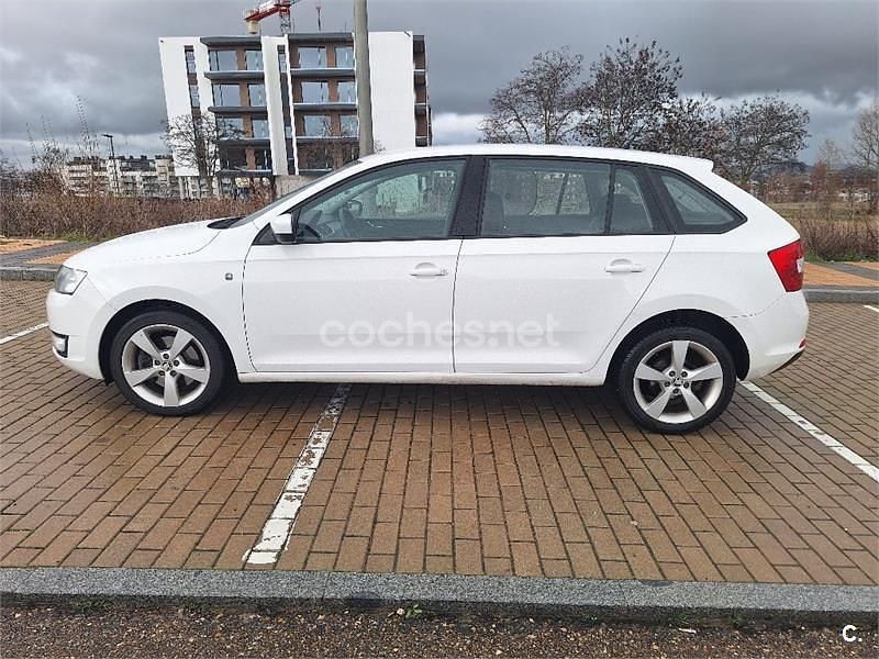 Occasion Skoda Rapid Elegance 105 PK (77 kW) 2015 Wit Hatchback