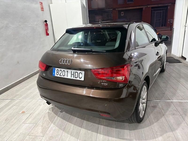 Usado Audi A1 Ambition 105 CV (77 kW) 2011 Marrón Utilitario