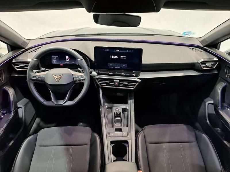 Usado Cupra Leon 150 CV (110 kW) 2023 Gris Utilitario