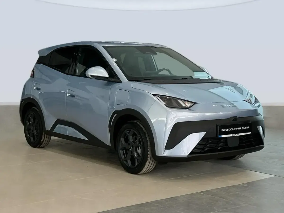 Usado BYD Dolphin Surf Comfort 114 kW (156 CV) 2025 Azul Utilitario