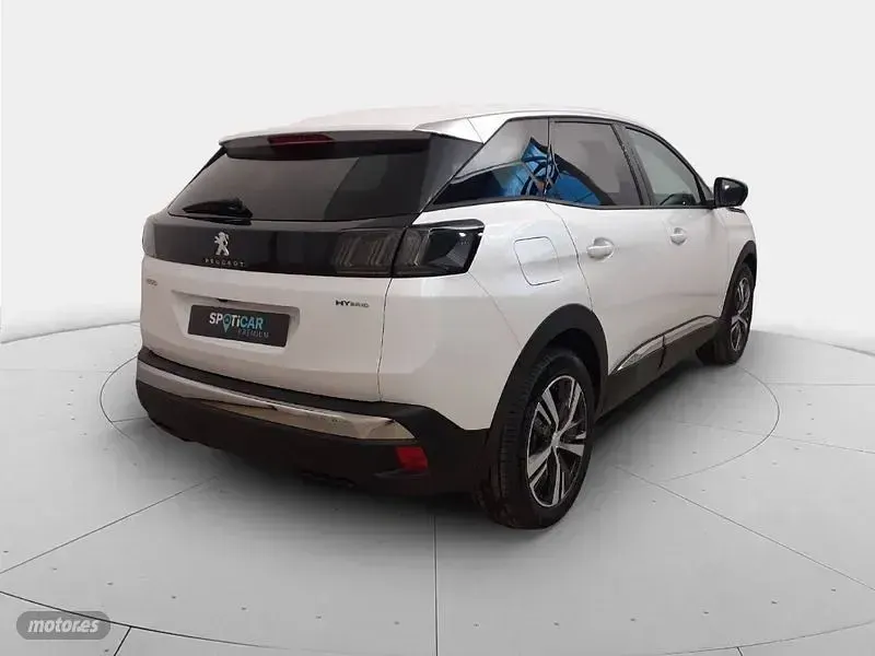 Usado Peugeot 3008 Allure 225 CV (165 kW) 2023 Blanco SUV