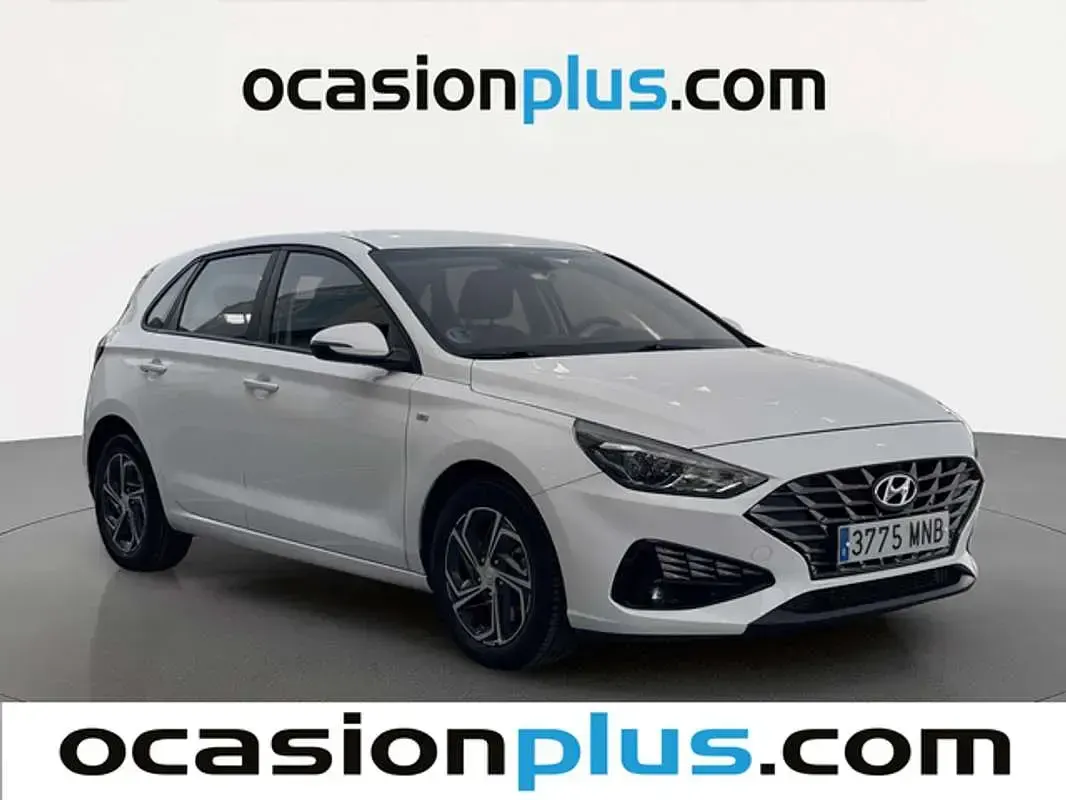 Usado Hyundai i30 120 CV (88 kW) 2024 Blanco Utilitario
