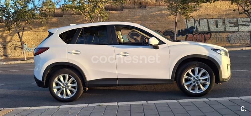 Usado Mazda CX-5 Luxury 175 CV (128 kW) 2014 Blanco SUV