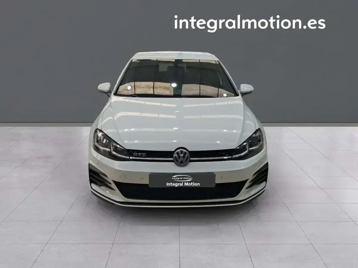 Używany VW Golf VII GTD 183 KM (134 kW) 2018 Biały