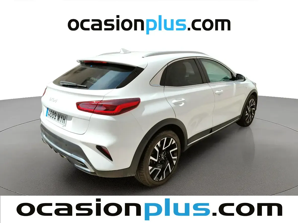 Usado Kia XCeed 101 CV (74 kW) 2025 Blanco SUV