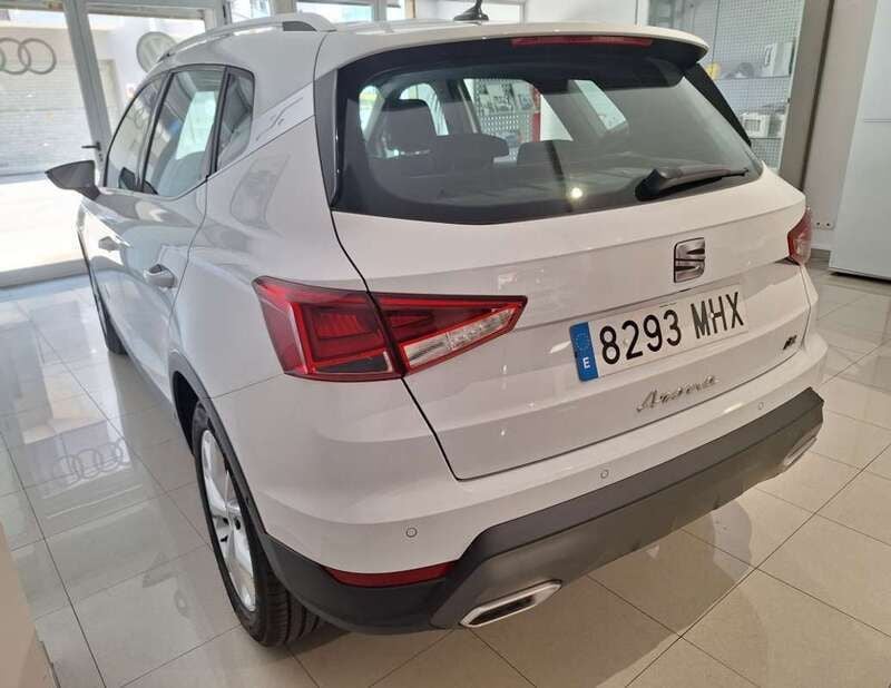 Usado Seat Arona FR 110 CV (80 kW) 2023 SUV