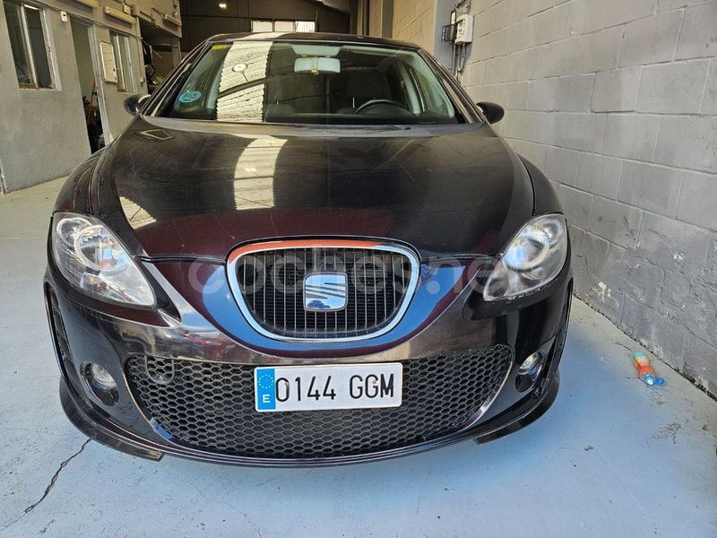 Negro Usado 2008 Seat Leon Stylance Berlina | 6390 € (Precio justo) - Imagen 1/4