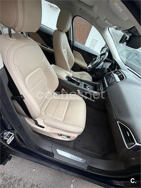 Käytetty Jaguar F-Pace R-Sport 180 HP (132 kW) 2019 Sininen Katumaasturi