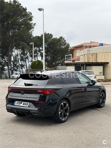 Usado Cupra Leon 190 CV (139 kW) 2024 Negro Berlina