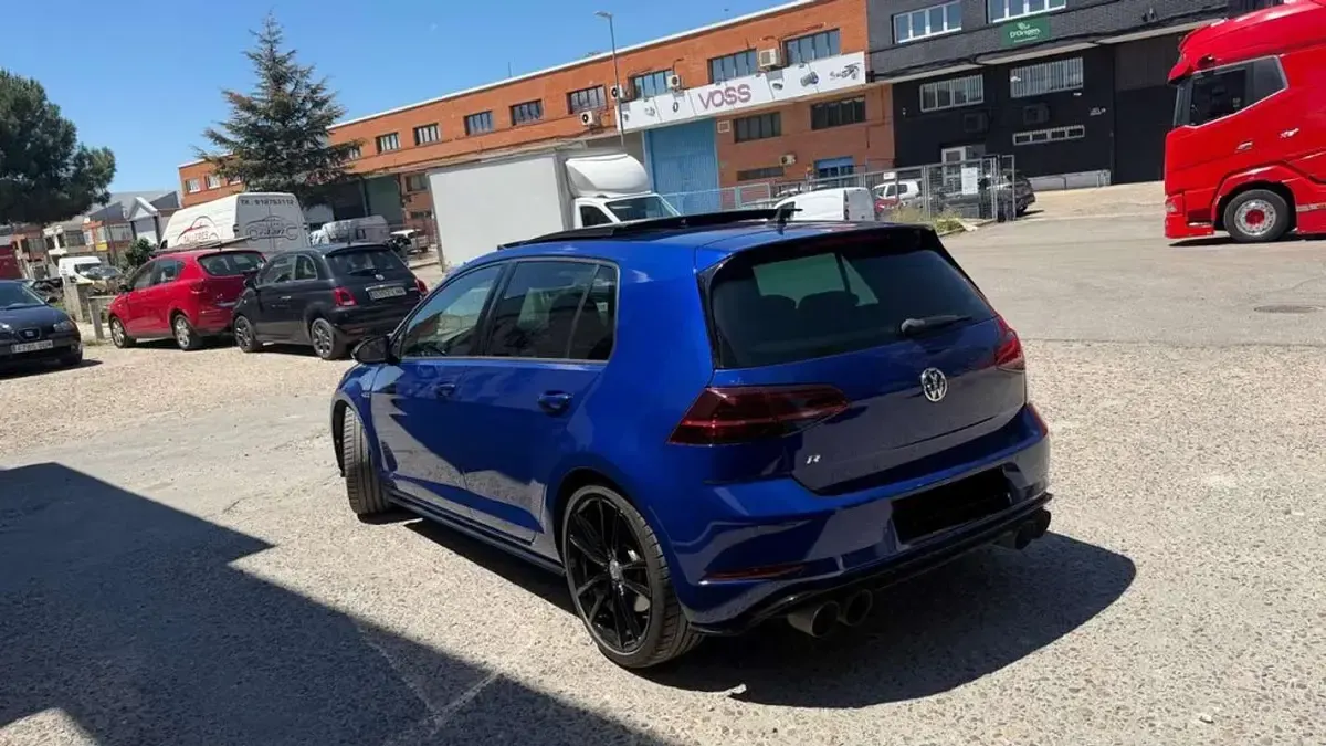 Usado VW Golf VII R 299 CV (219 kW) 2019 Azul Utilitario