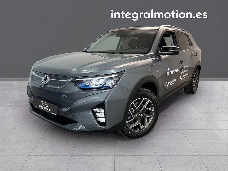Azul Usado 2023 Ssangyong (KGM) Korando Limited SUV | 27.990 € (Precio justo) - Imagen 1/4