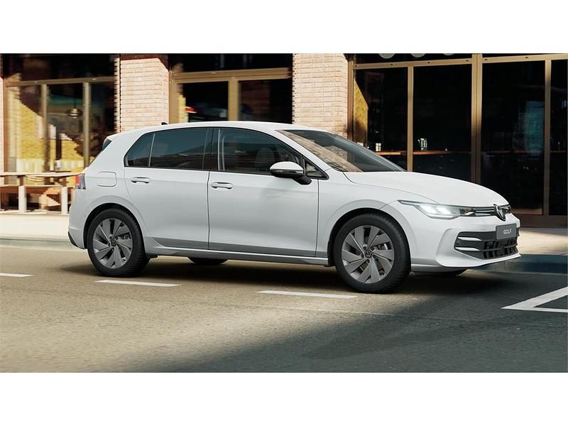 Nuevo VW Golf VIII Match 116 CV (85 kW) 2025 Blanco y punto Berlina