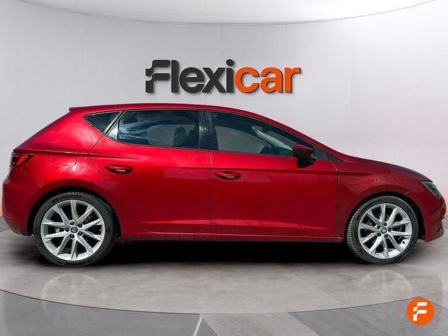 Usado Seat Leon FR 150 CV (110 kW) 2018 Rojo