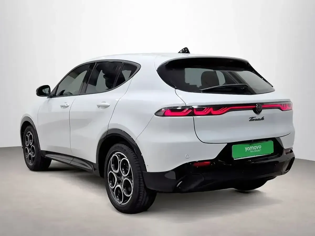 Usado Alfa Romeo Tonale Sprint 131 CV (96 kW) 2024 Blanco SUV