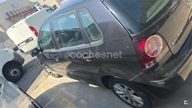 Usado VW Polo United 80 CV (58 kW) 2008 Negro Utilitario