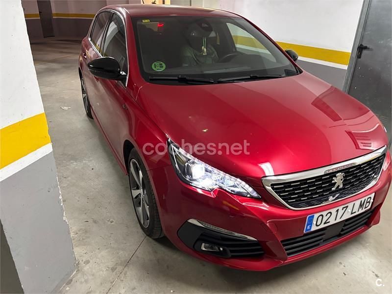 Rojo Usado 2020 Peugeot 308 GT Berlina | 16.000 € (Precio justo) - Imagen 1/4