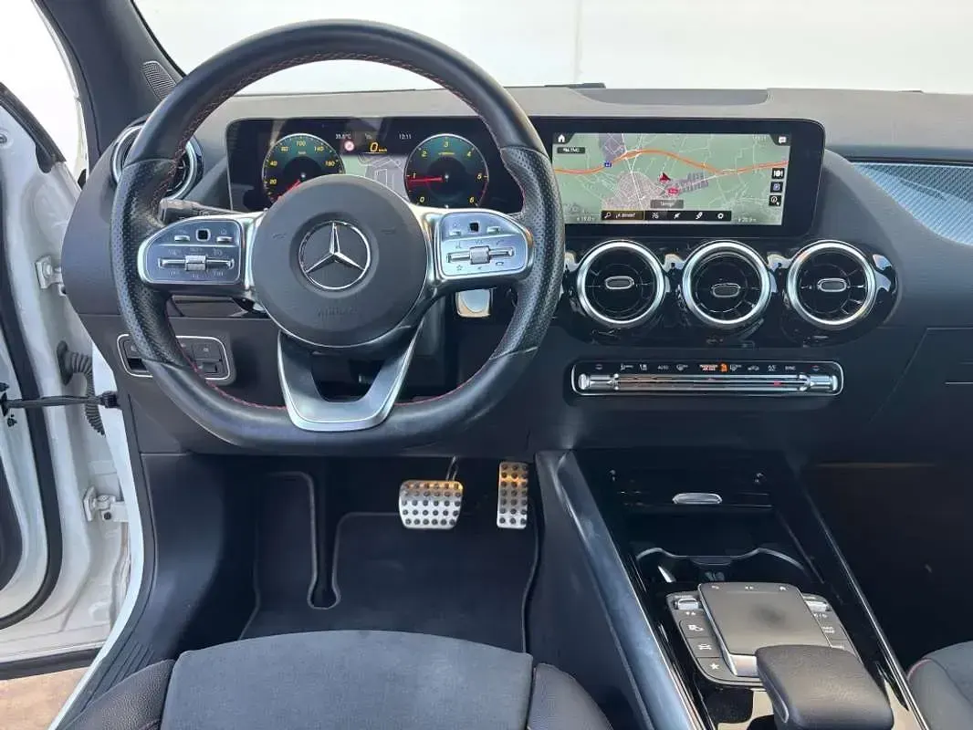 Usado Mercedes GLA220 190 CV (139 kW) 2022 Blanco SUV