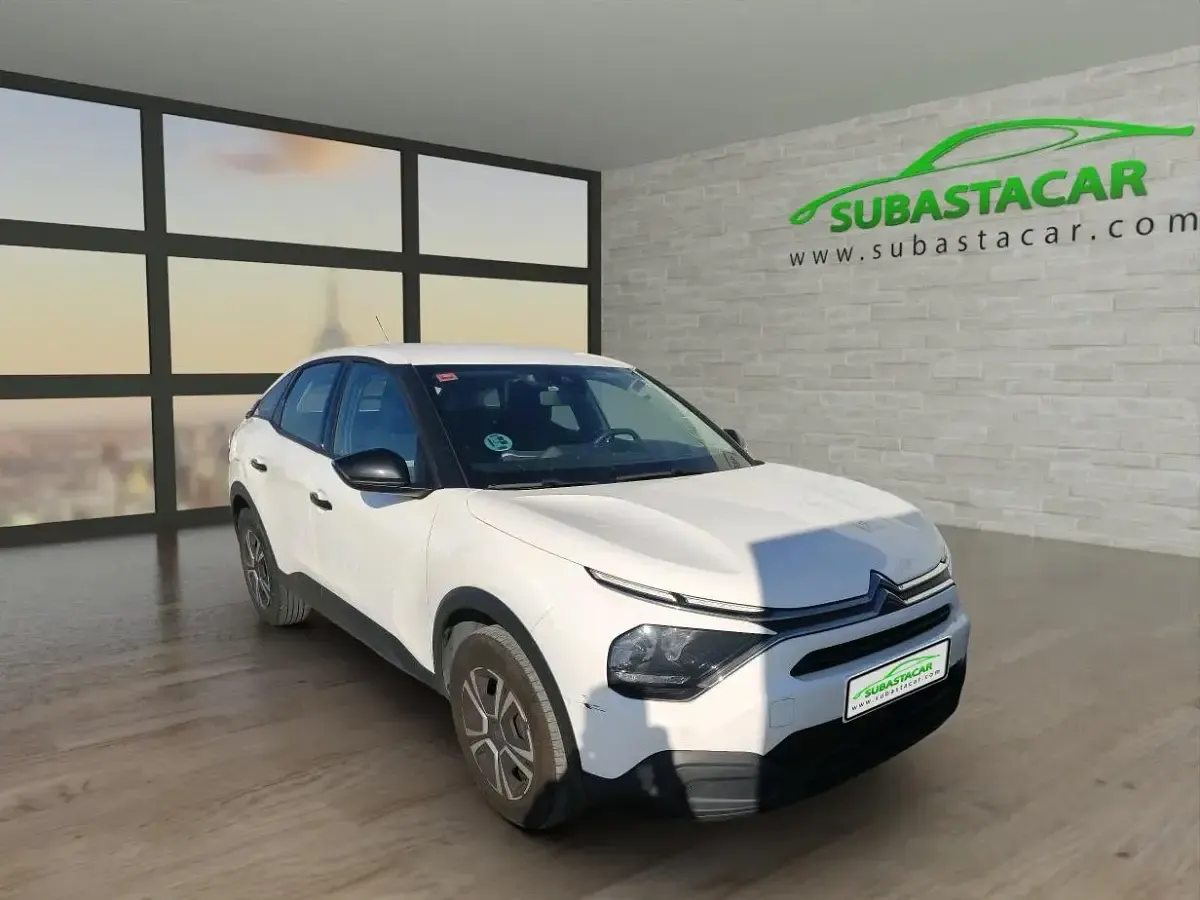 Usado Citroën C4 Live 110 CV (80 kW) 2021 Blanco Berlina
