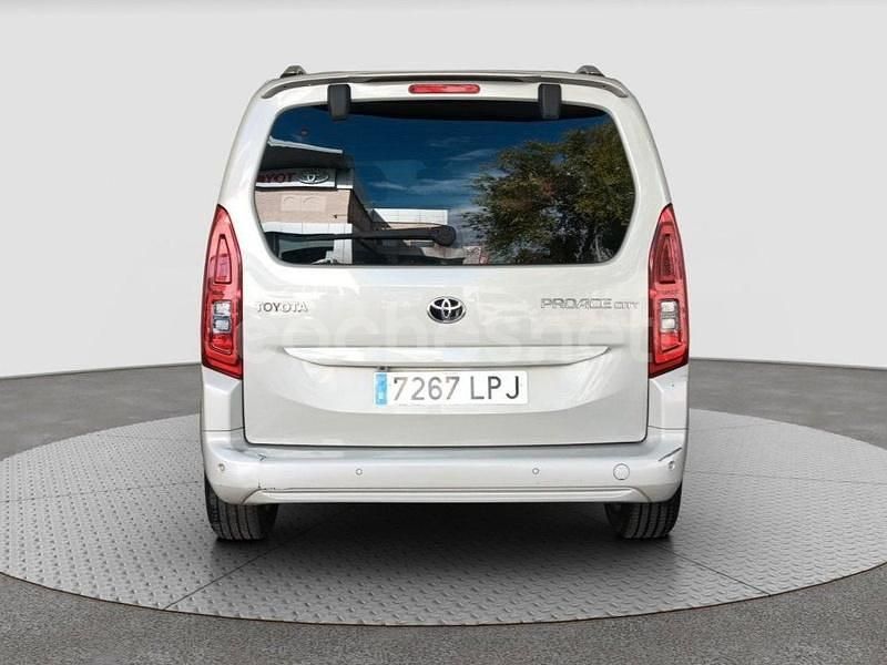 Usado Toyota Proace Verso Active 131 CV (96 kW) 2021 Beige Familiar