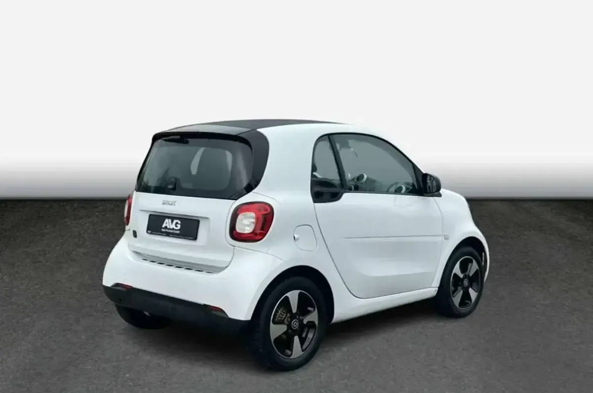 Usado Smart ForTwo Electric Drive 60 kW (82 CV) 2021 Blanco Coupe