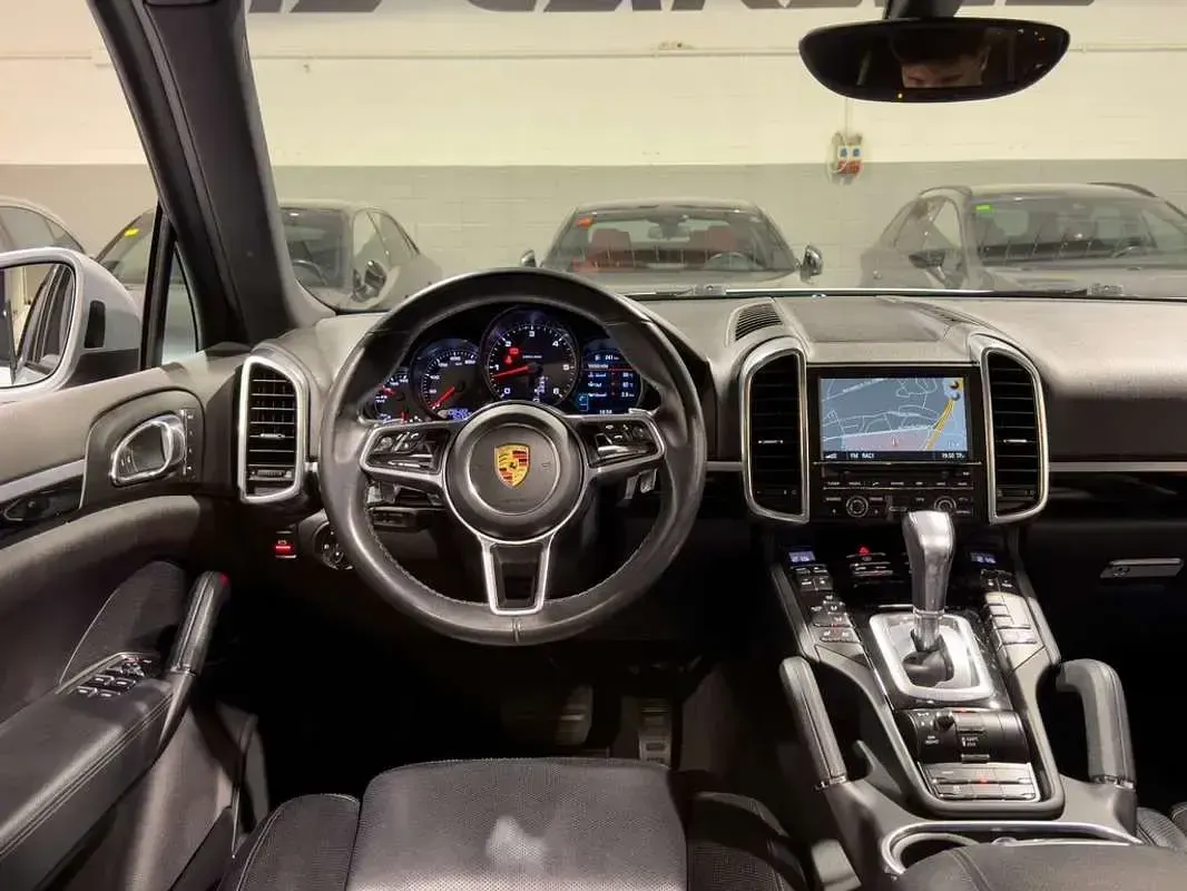 Usado Porsche Cayenne Diesel 262 CV (192 kW) 2015 Gris SUV