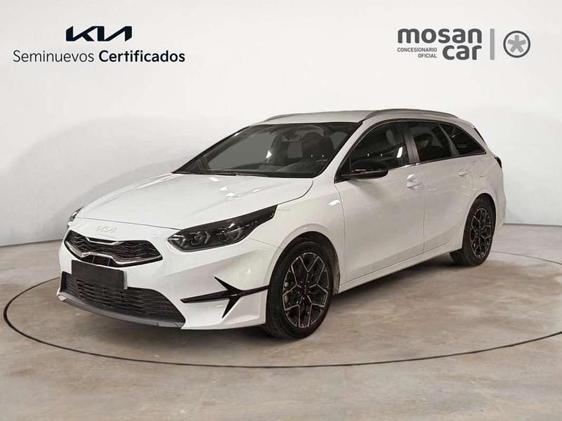 Blanco Usado 2024 Kia Ceed Style Utilitario | 21.900 € (Precio justo) - Imagen 1/4