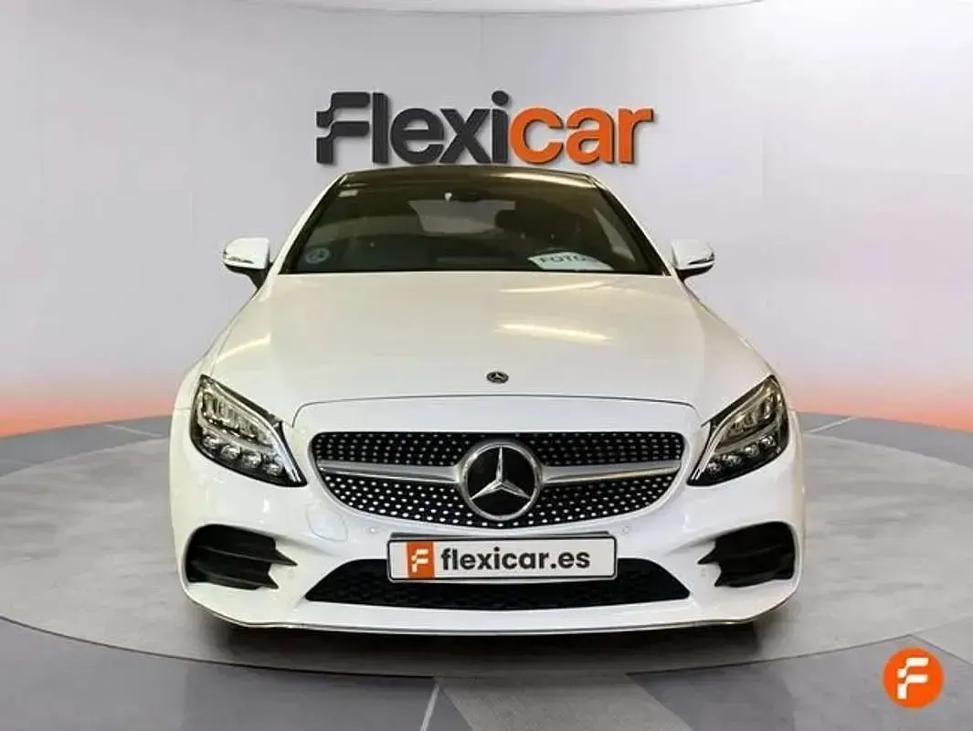 Usado Mercedes C220 170 CV (125 kW) 2018 Blanco Coupe