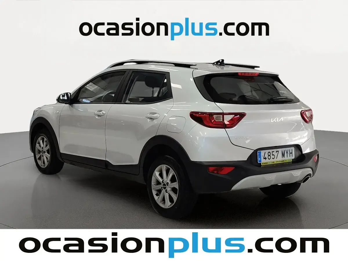 Usado Kia Stonic 79 CV (58 kW) 2025 Gris SUV