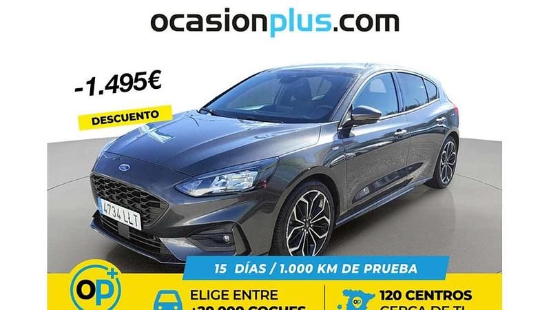 Usado Ford Focus ST-Line 155 CV (114 kW) 2020 Gris Utilitario