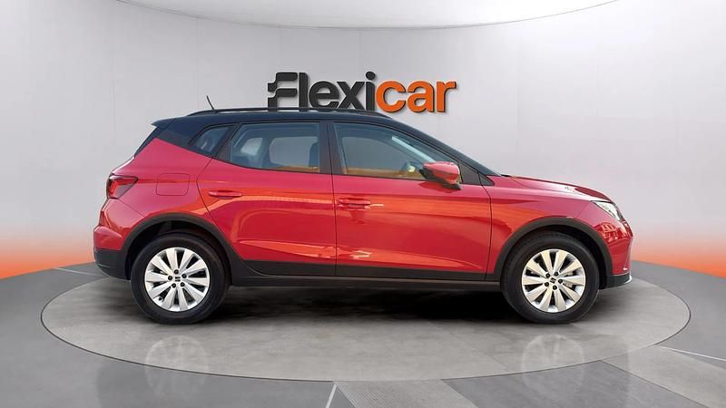 Usado Seat Arona Style 116 CV (85 kW) 2023 Rojo SUV