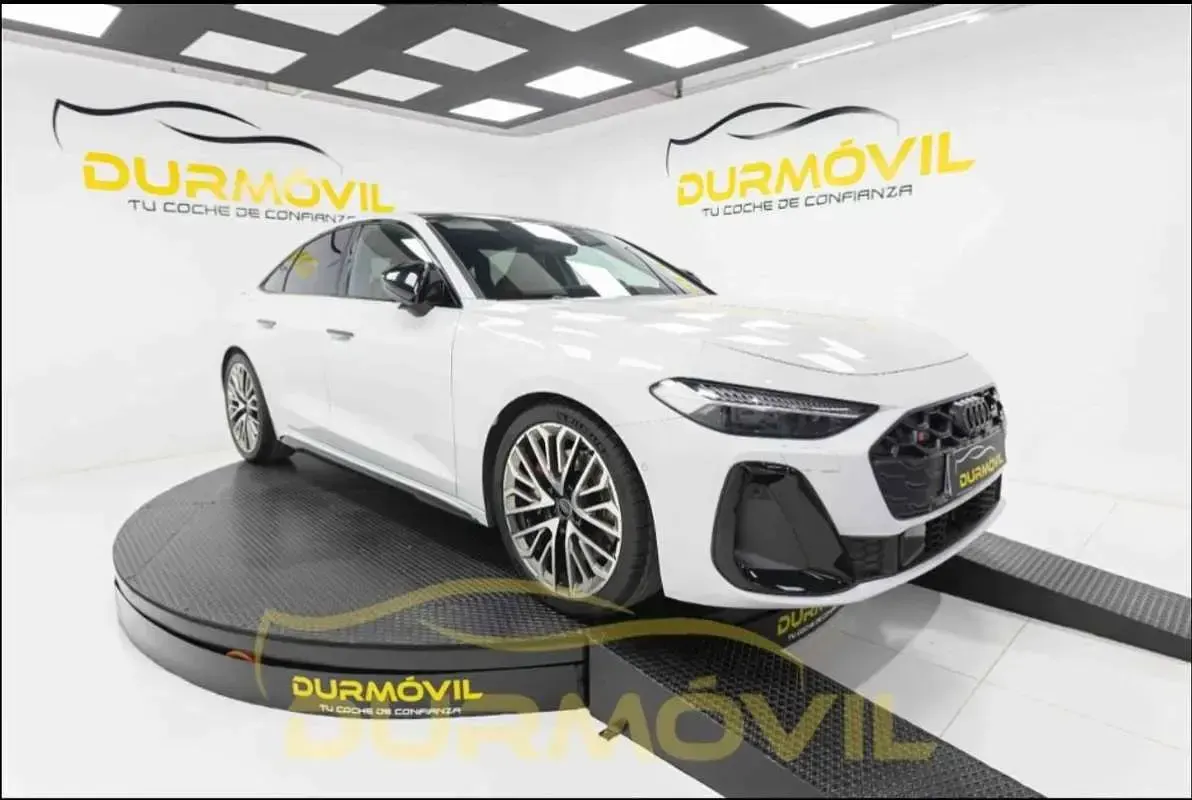 Usado Audi S5 367 CV (269 kW) 2024 Blanco Berlina